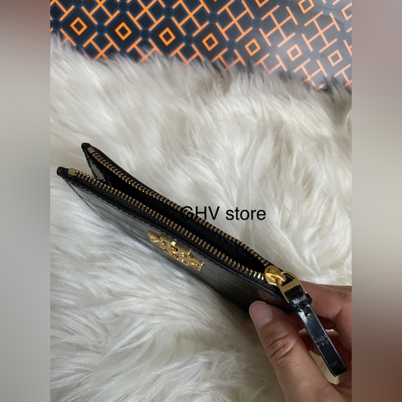 Tory Burch Britten Croc zip card case in Black - Picture 4 of 5